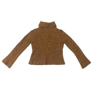 Heavy Turtleneck w/ flared sleeves